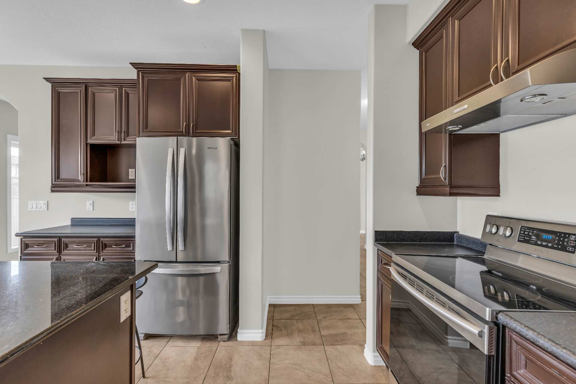 石桥独栋出售- 435 McIntosh Court,  —— 林与唐地产 - 4